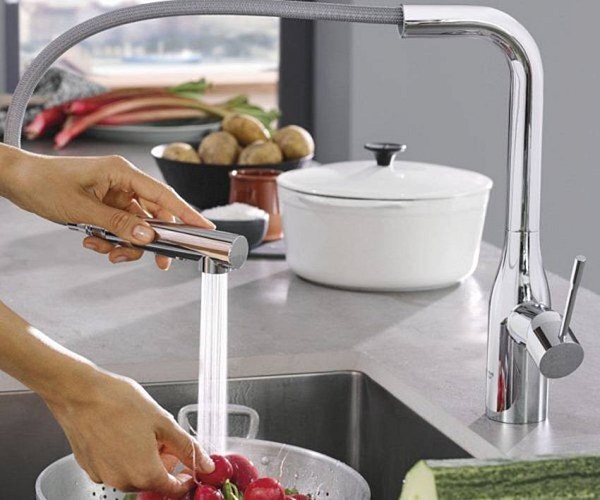 Смеситель для кухни Grohe Essence 30270DC0 суперсталь изображение