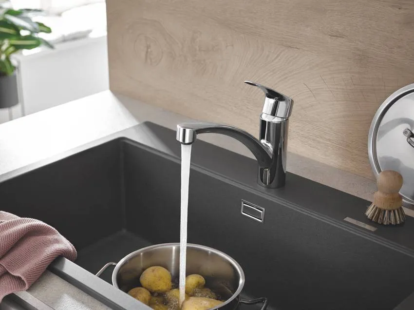 Смеситель для кухни Grohe Eurosmart 2021 33281003 хром изображение