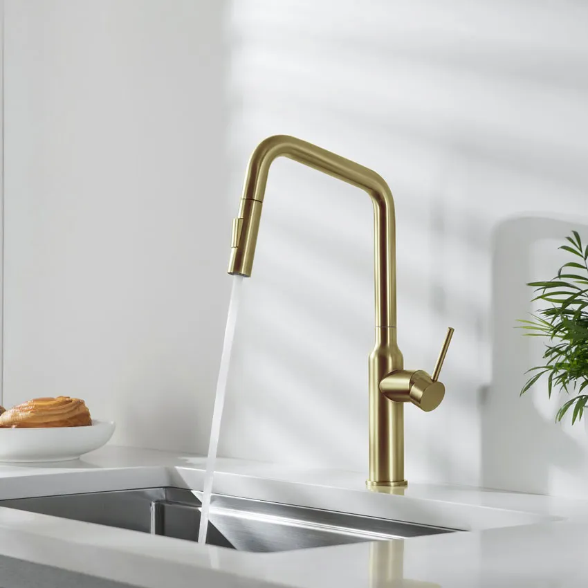 Смеситель для кухни с выдвижной лейкой Timo Saona 2386/17FL золото матовое изображение
