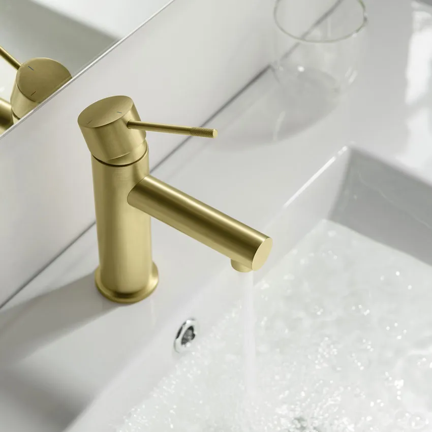 Смеситель для раковины Timo Saona 2361/17F золото матовое изображение